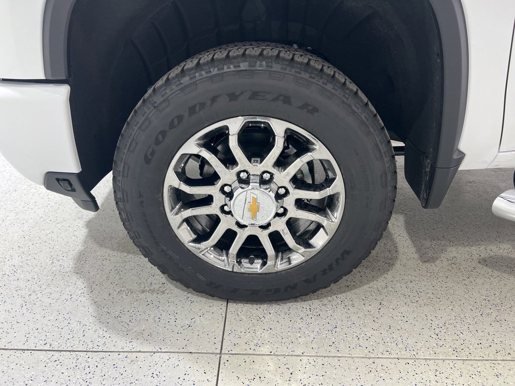 New 2026 Chevrolet Silverado 2500 LT w/ Z71 Chrome Sport Edition image 29