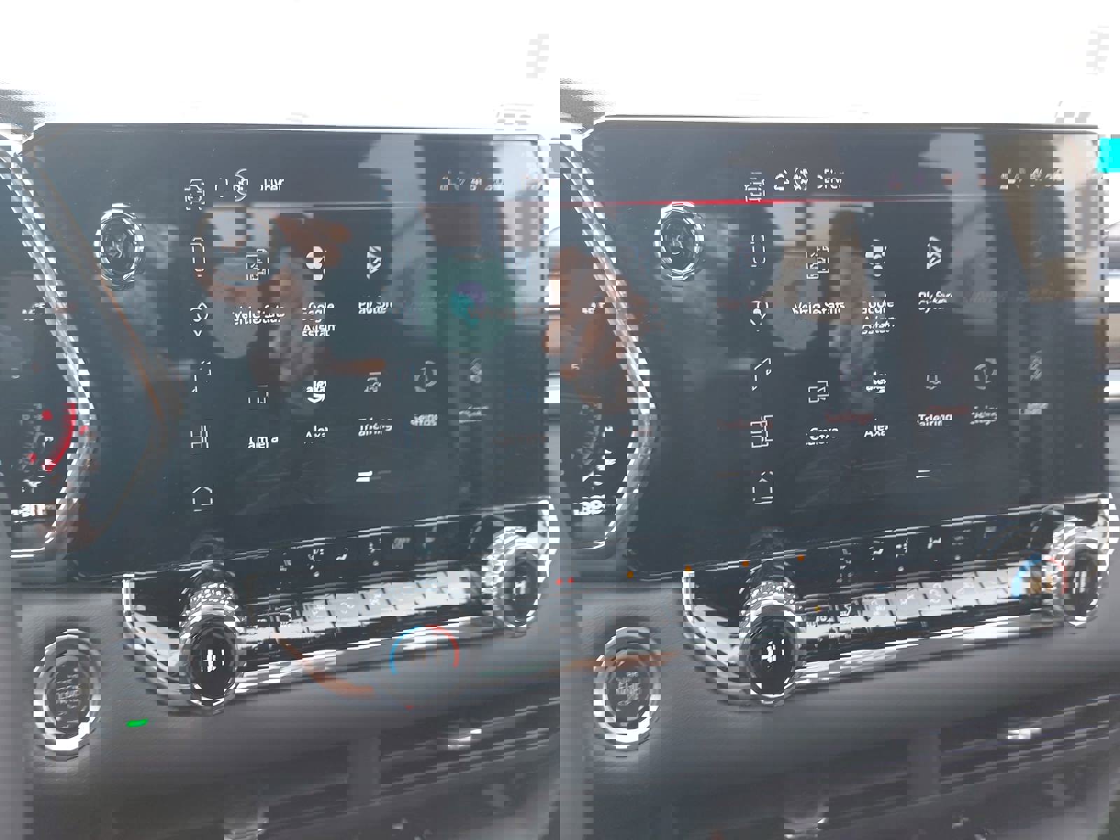 Used 2024 GMC Canyon Elevation w/ Convenience Package image 22