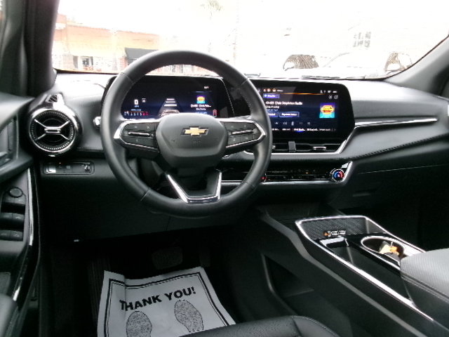 Used 2025 Chevrolet Equinox LT w/ Convenience Package II image 16