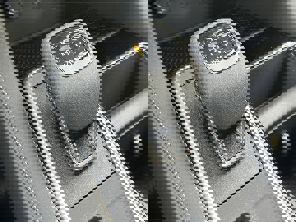 New 2026 Nissan Pathfinder SL image 28