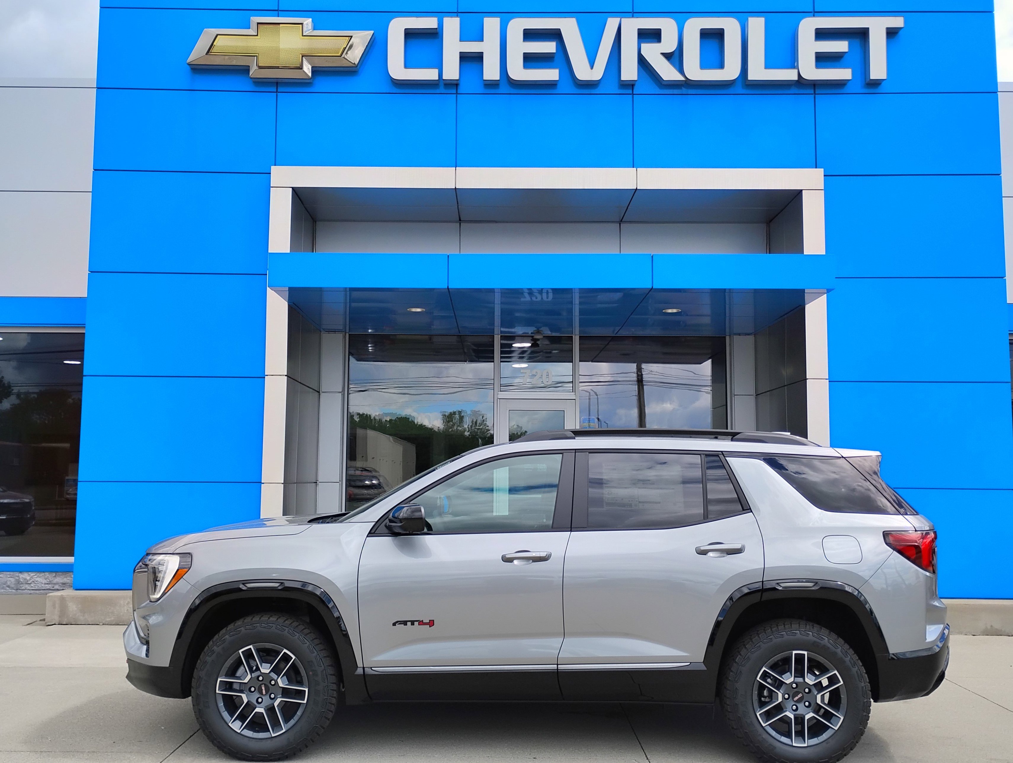 New 2026 GMC Terrain AT4 w/ Convenience Package III image 17