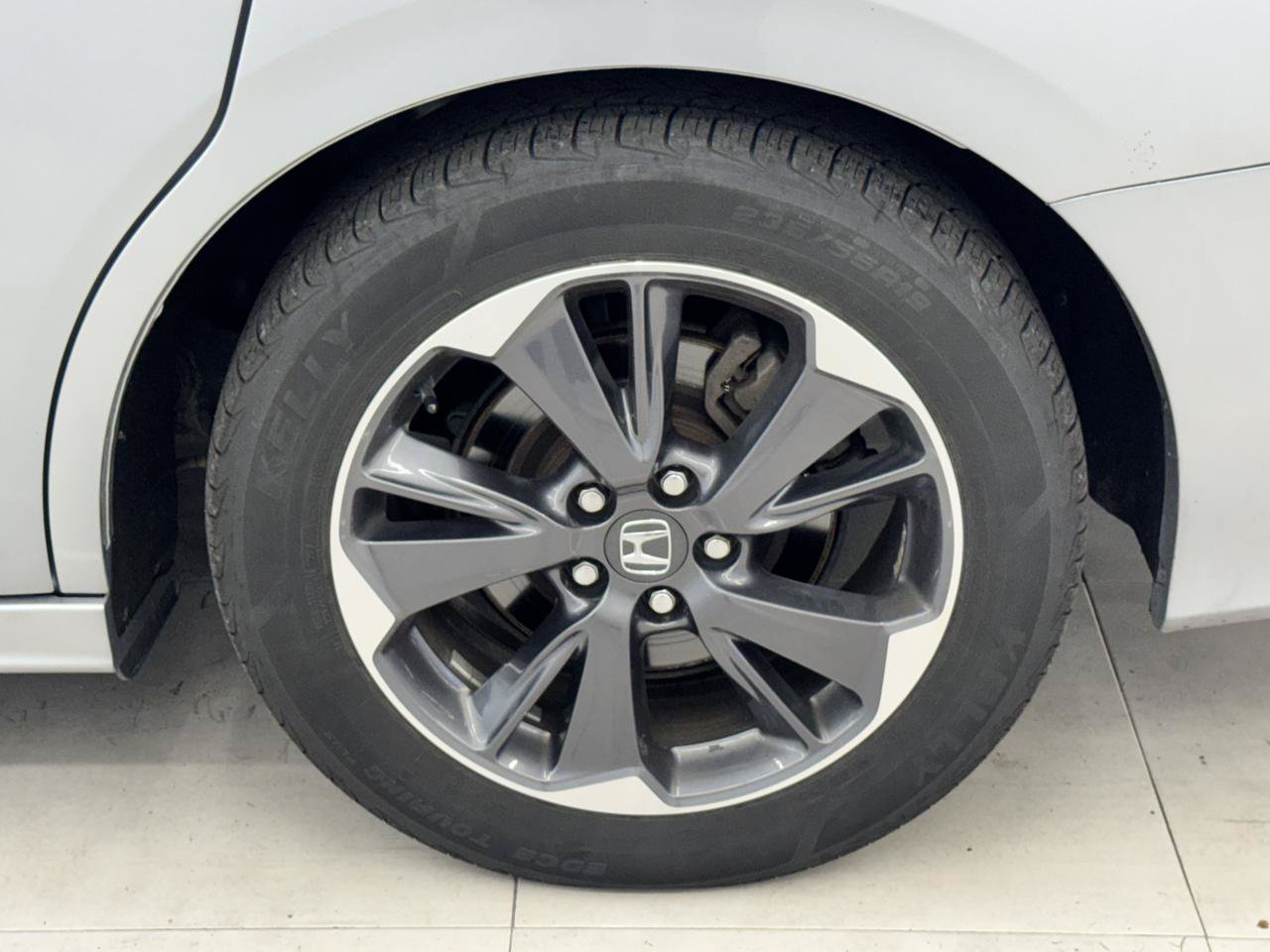 Used 2023 Honda Odyssey Elite image 36