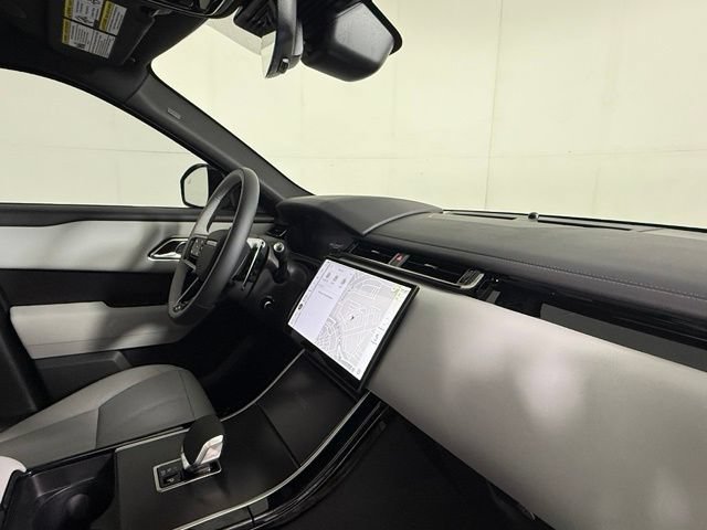 New 2026 Land Rover Range Rover Velar Belgravia AWD/4WD image 32