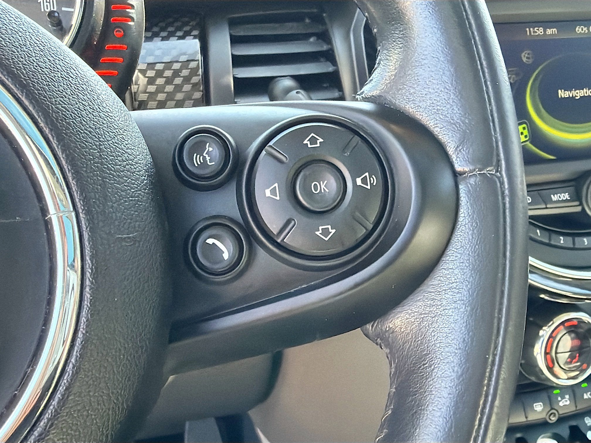 Used 2015 MINI Cooper S image 34