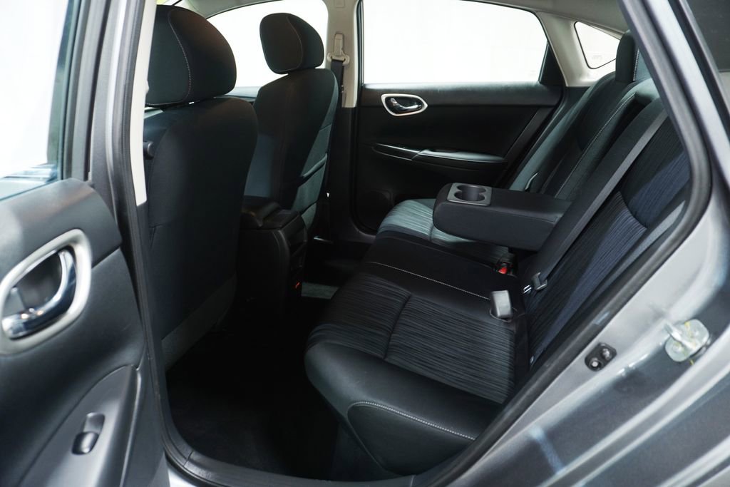Used 2019 Nissan Sentra SV image 12