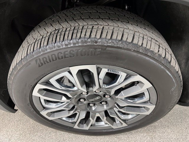 Used 2023 GMC Sierra 1500 Denali Ultimate AWD/4WD image 17