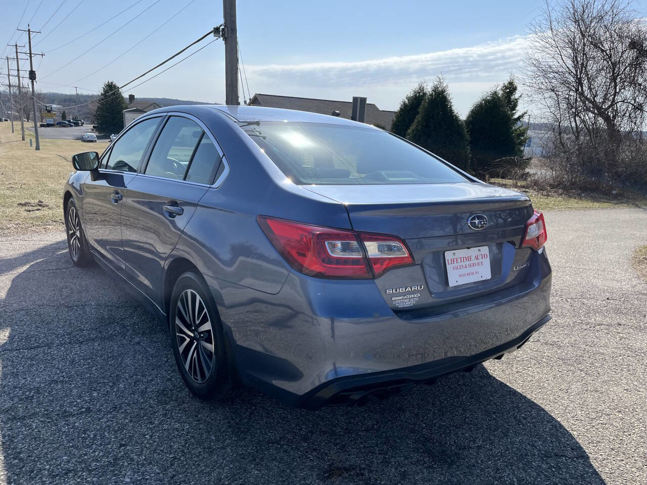 Used 2018 Subaru Legacy 2.5i AWD/4WD image 3