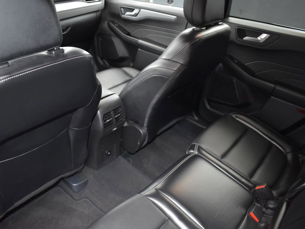 Used 2023 Ford Escape Platinum image 35