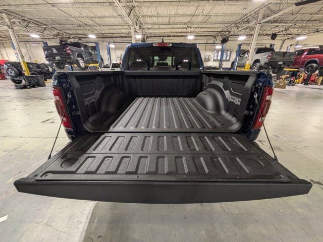 Used 2021 RAM 1500 Laramie AWD/4WD image 11
