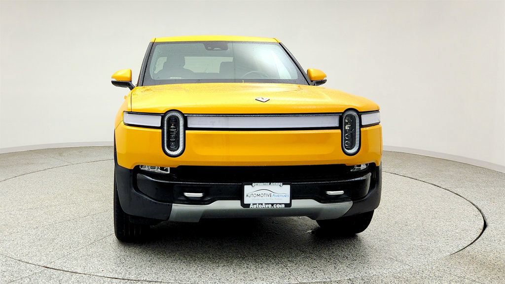 Used 2022 Rivian R1T Adventure AWD/4WD image 2