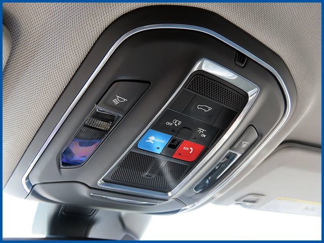 Used 2023 Jeep Grand Cherokee Limited w/ Black Appearance Package AWD/4WD image 18