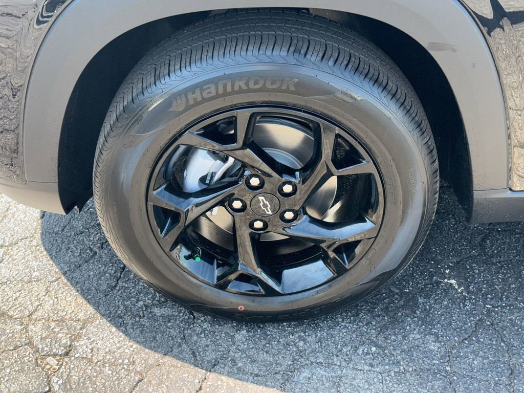 New 2026 Chevrolet Trax LT w/ Driver Confidence Package FWD image 12