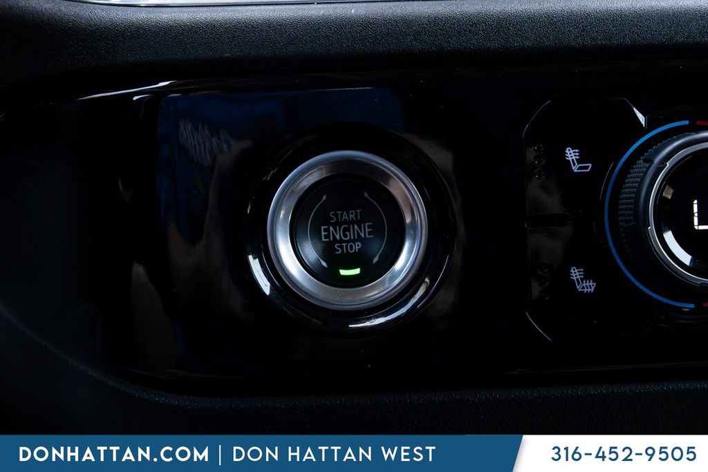 Used 2023 Chevrolet Silverado 1500 LT AWD/4WD image 12