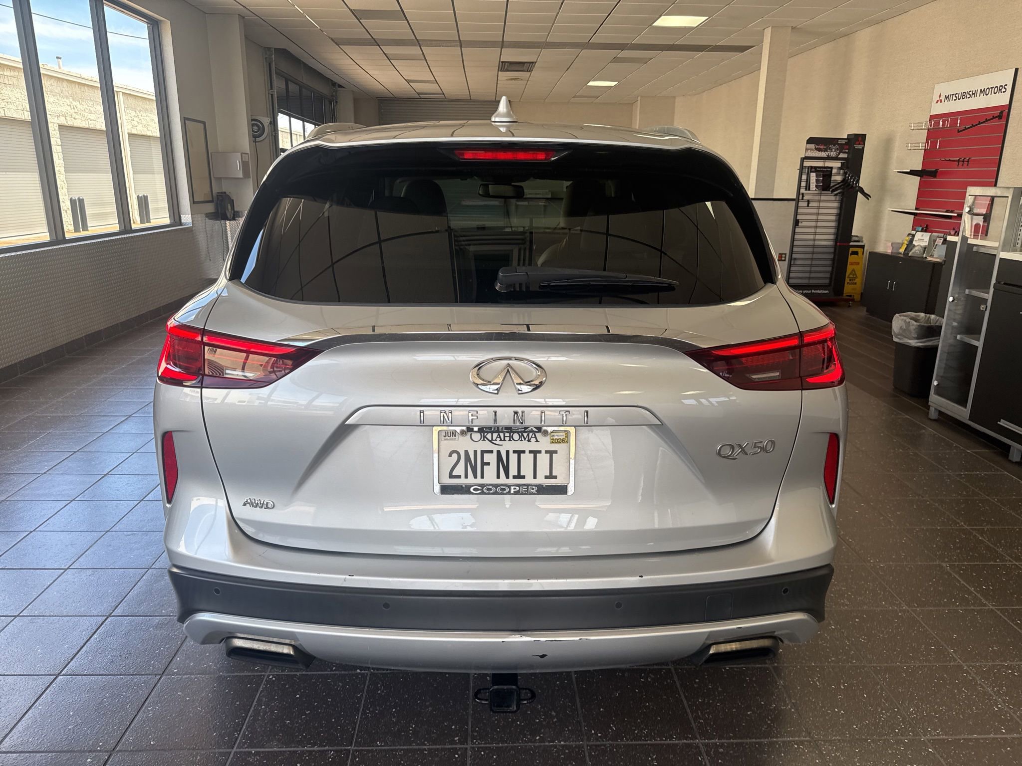 Used 2019 INFINITI QX50 Essential w/ Proactive Package AWD/4WD image 4