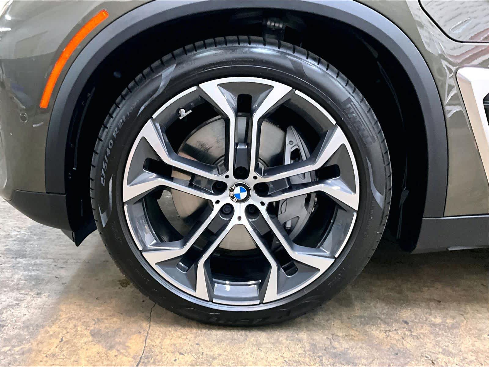 Used 2026 BMW X5 xDrive50e w/ Executive Package AWD/4WD image 12