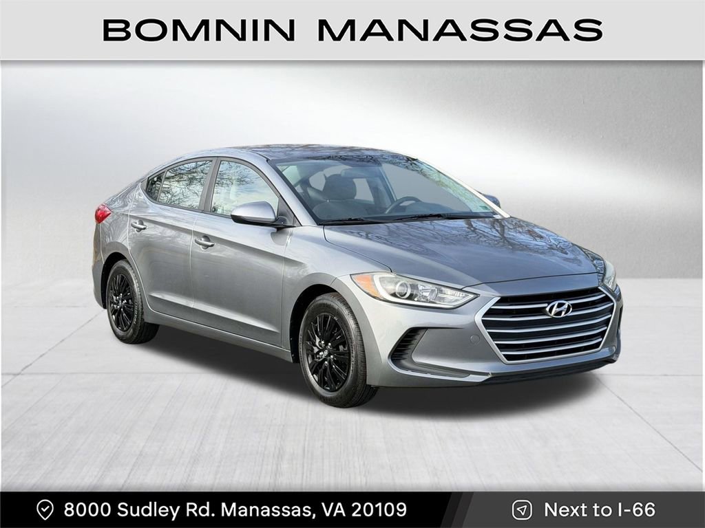 Used 2017 Hyundai Elantra SE image 2