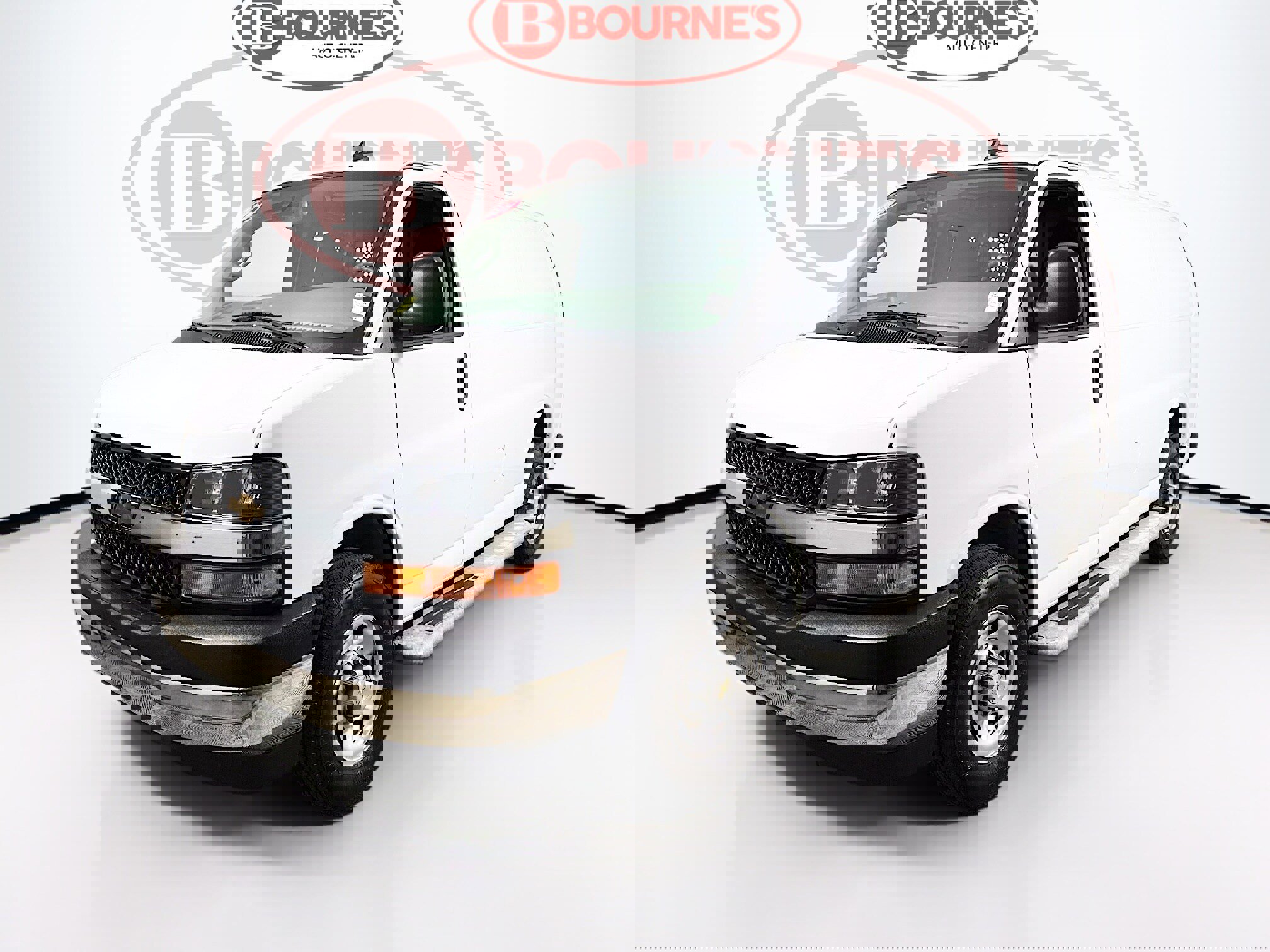 Used 2024 Chevrolet Express 2500 w/ Driver Convenience Package image 4