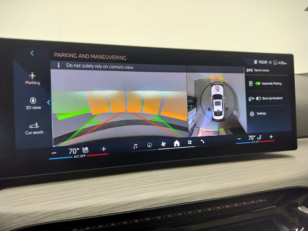 Certified 2026 BMW 330i Sedan w/ Convenience Package RWD image 17