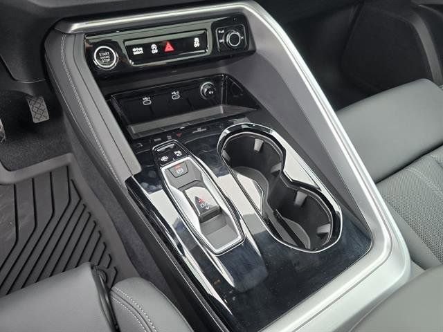 Used 2025 Audi Q5 Premium Plus w/ Premium Plus image 21
