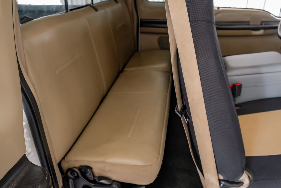 Used 2005 Ford F250 XL image 31