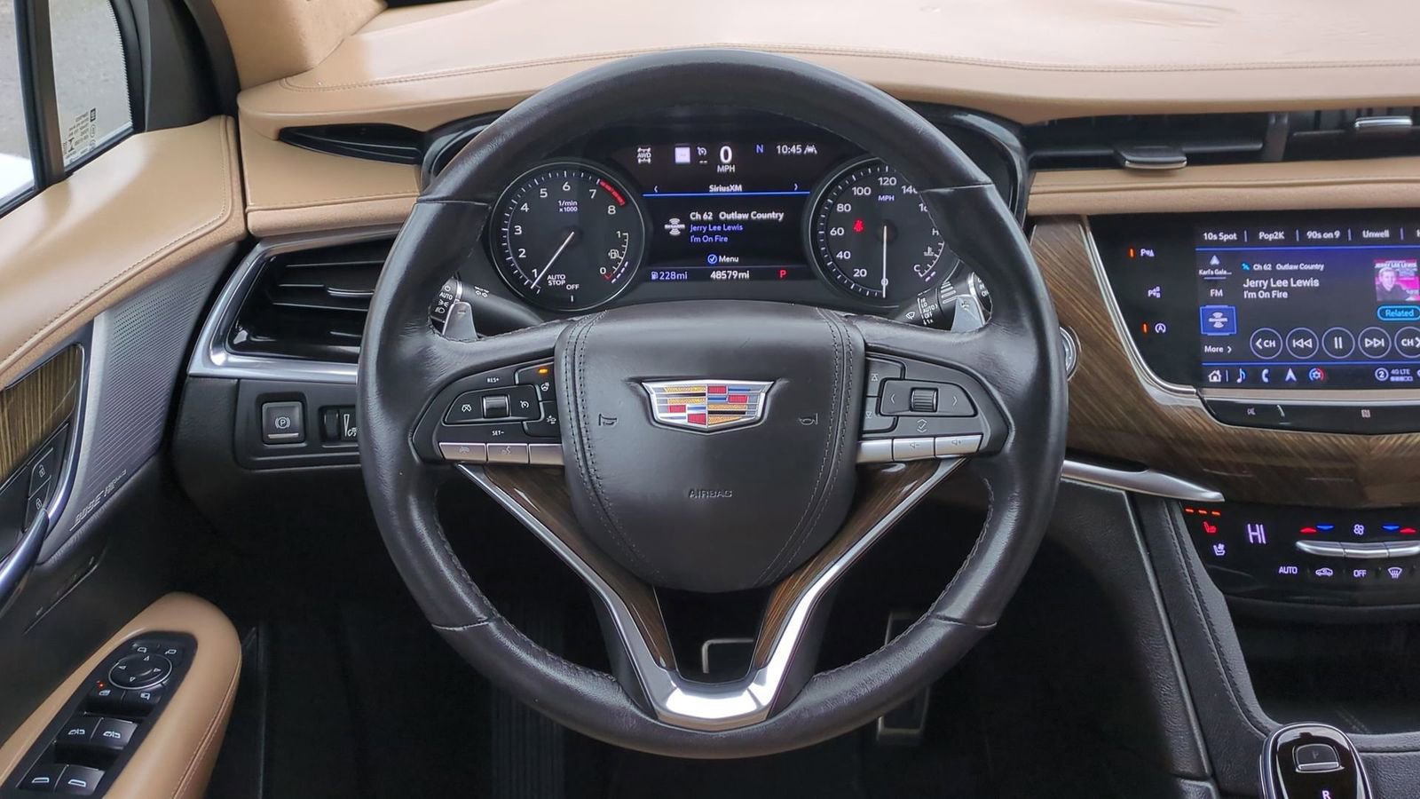 Used 2021 Cadillac XT6 Sport w/ LPO, ONYX Package image 25