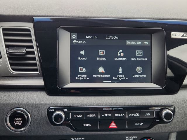 Used 2017 Kia Niro LX image 37