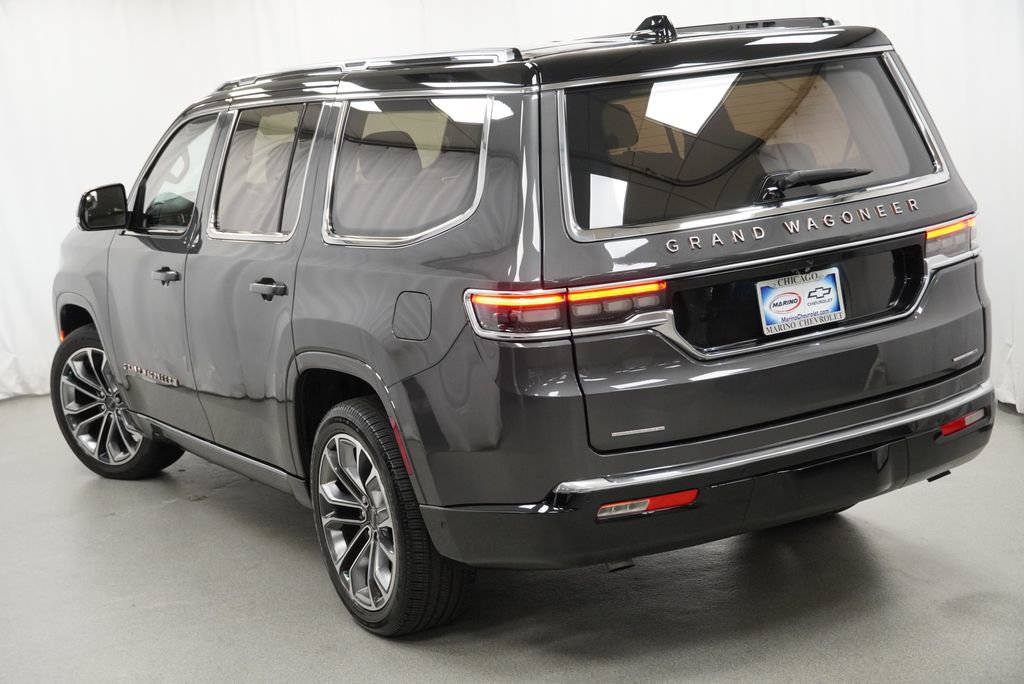 Used 2022 Jeep Grand Wagoneer Series III w/ Rear Seat Video Group 1 AWD/4WD image 44