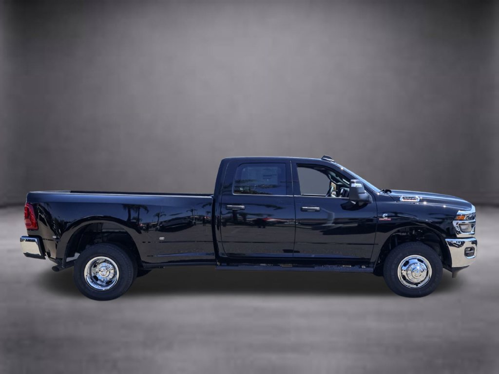 New 2026 RAM 3500 Tradesman AWD/4WD image 3