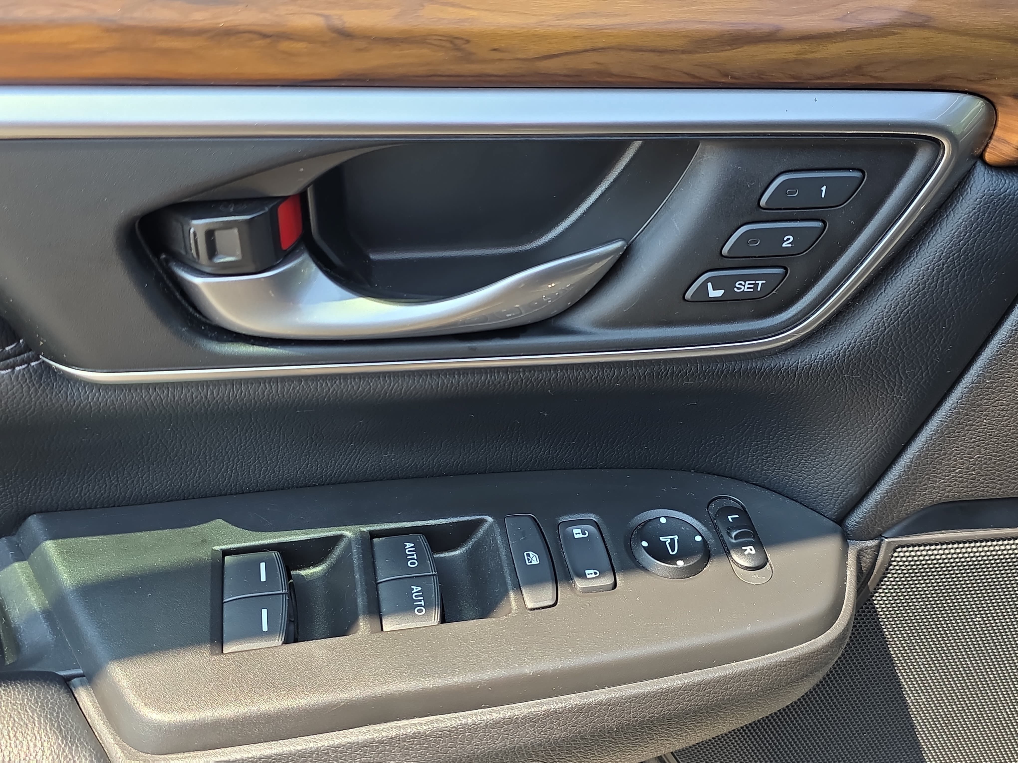 Used 2019 Honda CR-V EX-L image 26