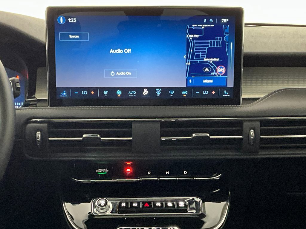 Used 2025 Lincoln Corsair FWD w/ Equipment Group 101A image 11