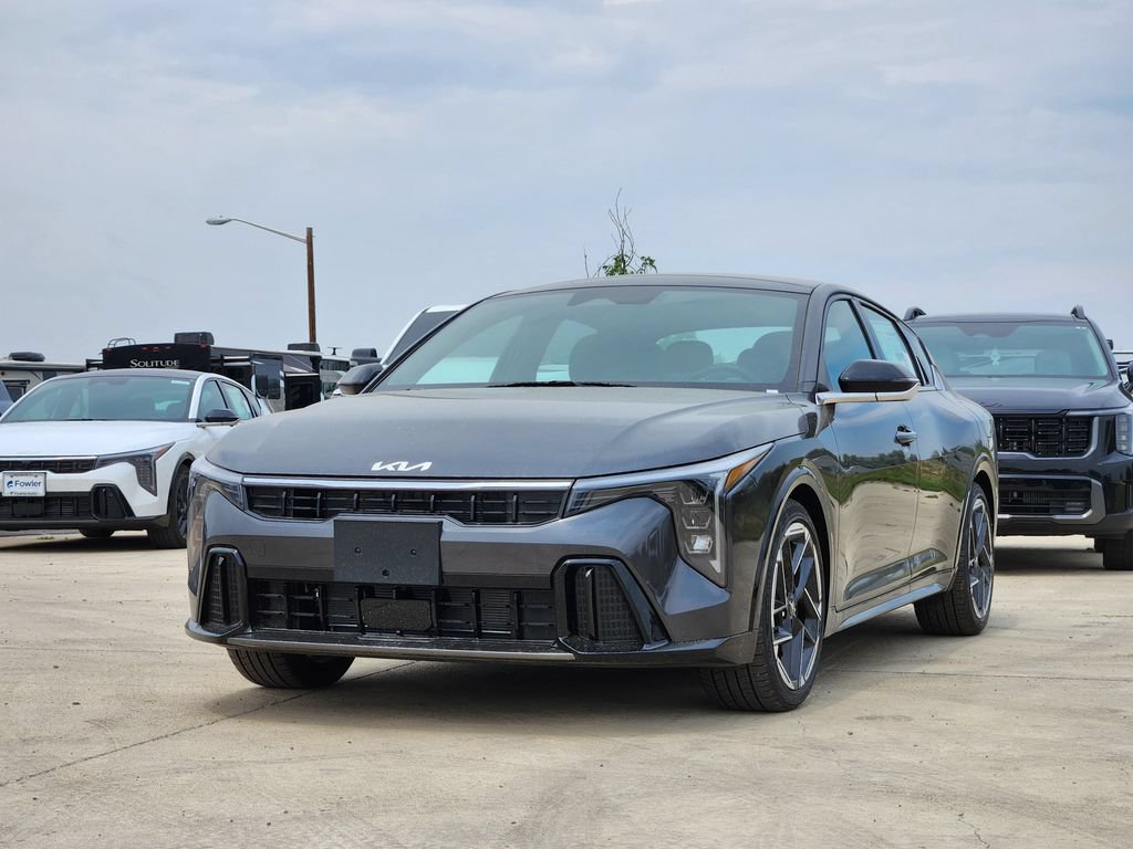 New 2026 Kia K4 GT-Line w/ GT-Line Premium Package FWD image 4