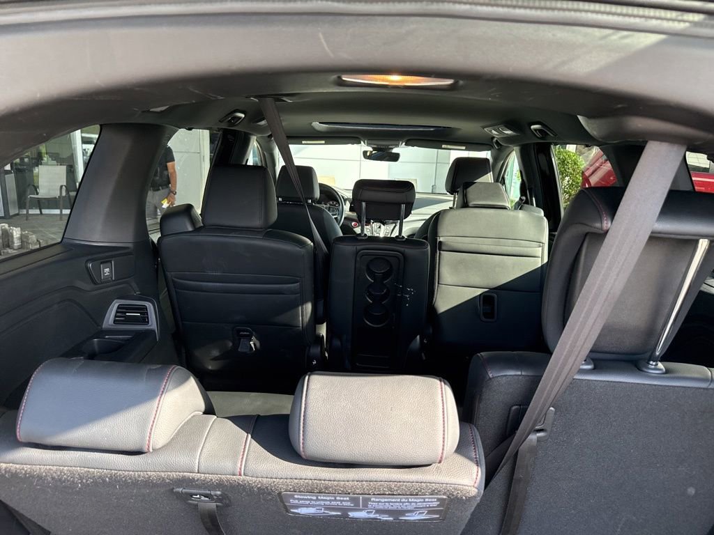 Used 2025 Honda Odyssey Sport-L image 5