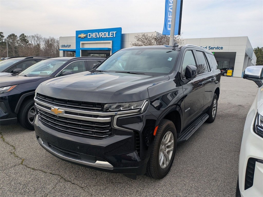 Used 2021 Chevrolet Tahoe LT w/ Luxury Package image 3