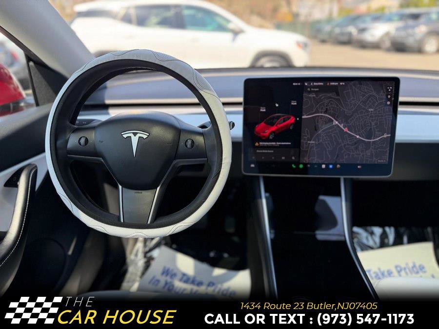 Used 2021 Tesla Model Y Long Range AWD/4WD image 28