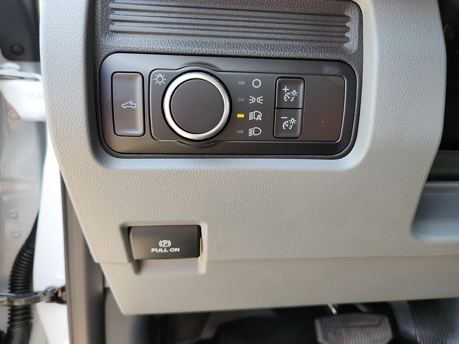 New 2026 Ford F250 XL image 17