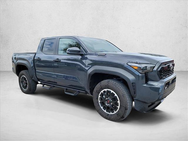 Used 2025 Toyota Tacoma TRD Off-Road w/ TRD Off Road Upgrade Package AWD/4WD image 3
