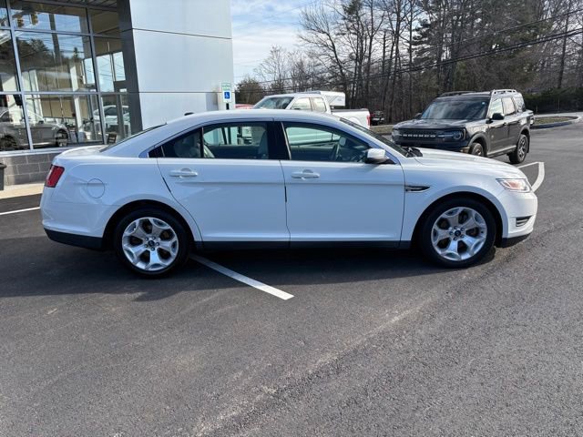 Used 2011 Ford Taurus SEL w/ 202A Rapid Spec Order Code image 2