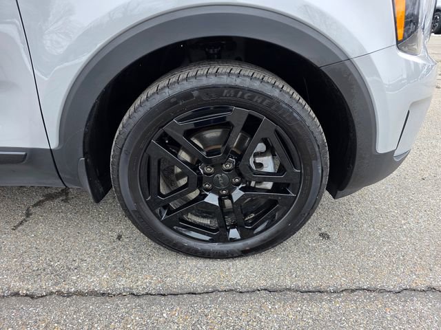 Certified 2025 Kia Telluride EX X-Line AWD/4WD image 13