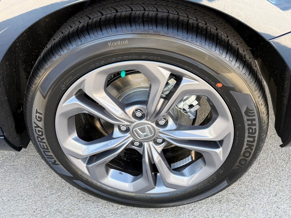 Certified 2025 Honda Accord EX-L image 12