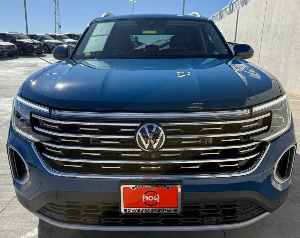 Certified 2025 Volkswagen Atlas SEL image 2
