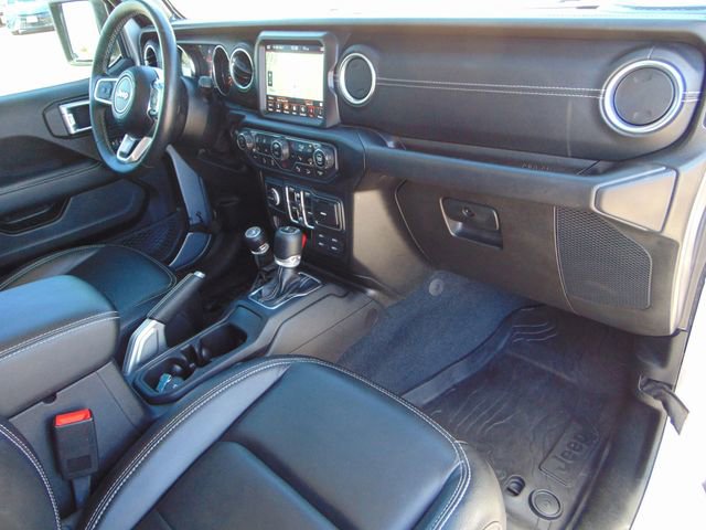 Used 2019 Jeep Wrangler Unlimited Sahara image 25