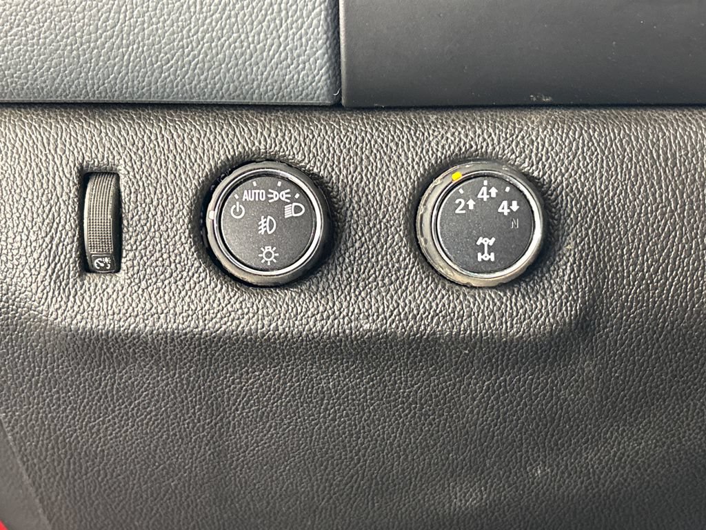 Used 2015 Chevrolet Colorado Z71 AWD/4WD image 55