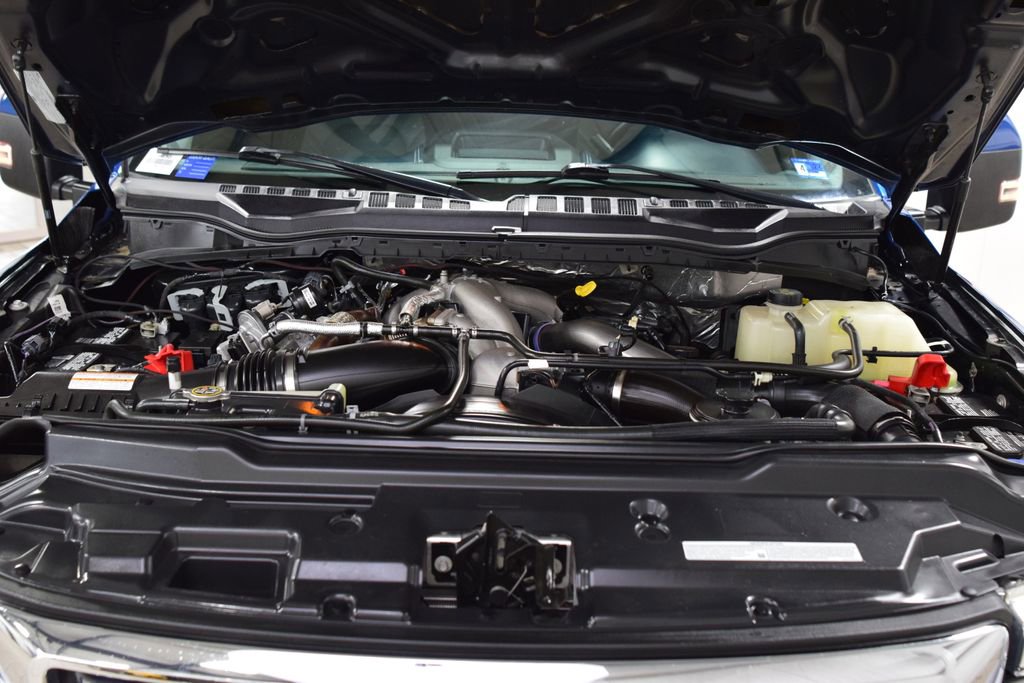 Used 2022 Ford F450 Limited image 32