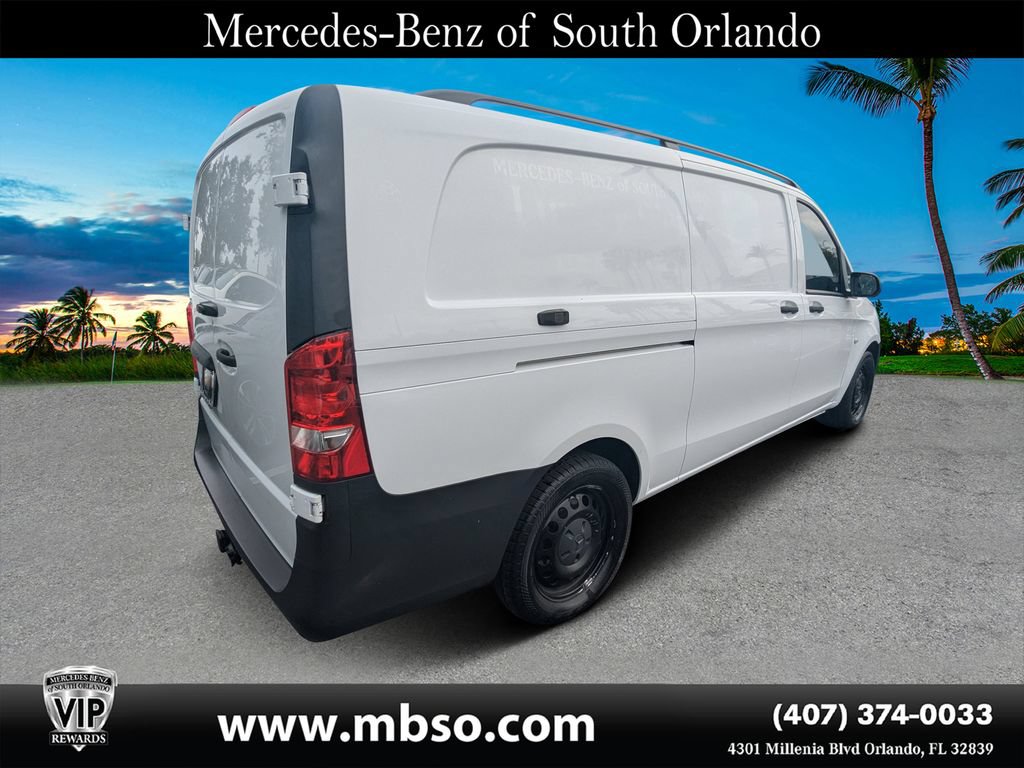 Used 2023 Mercedes-Benz Metris image 12