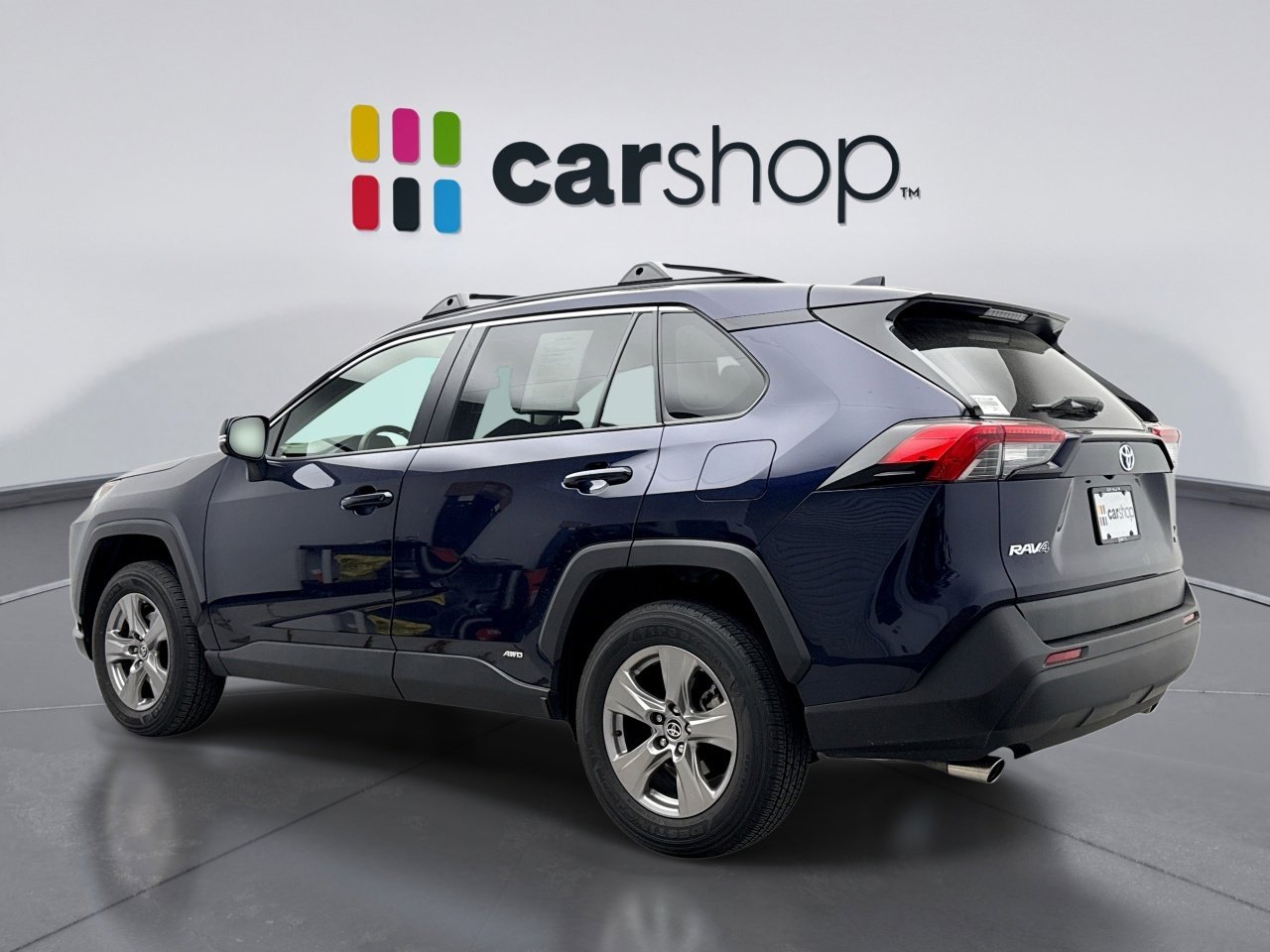 Used 2022 Toyota RAV4 XLE w/ XLE Grade Weather Package AWD/4WD image 3