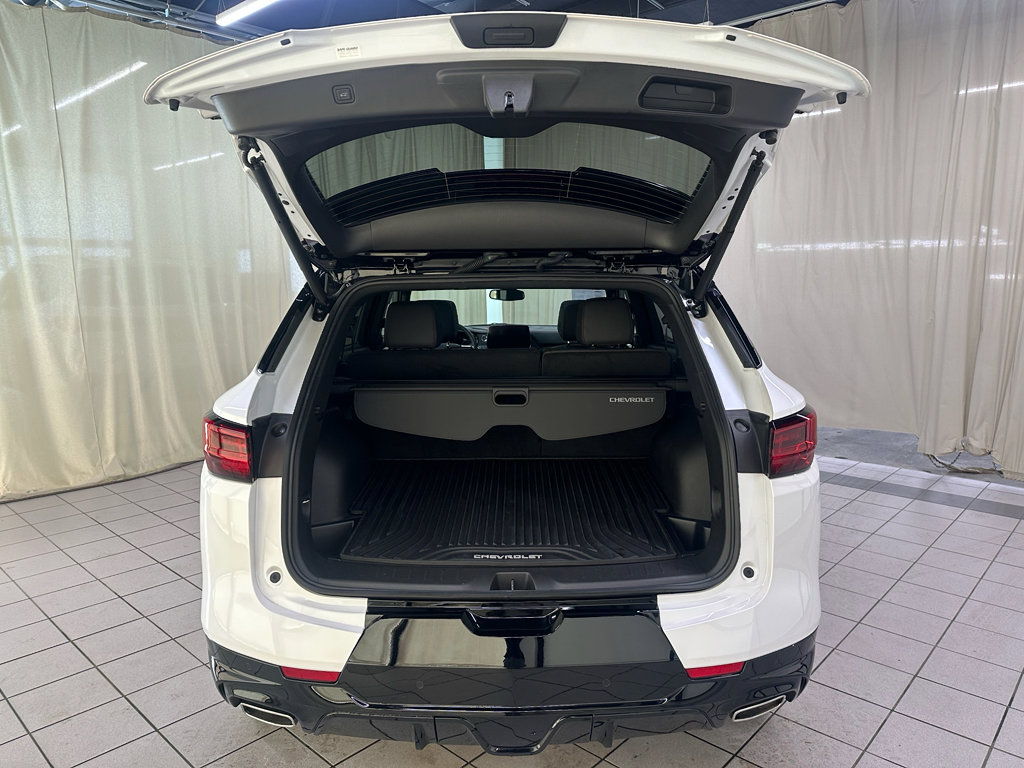 Certified 2025 Chevrolet Blazer RS w/ Enhanced Convenience Package image 8