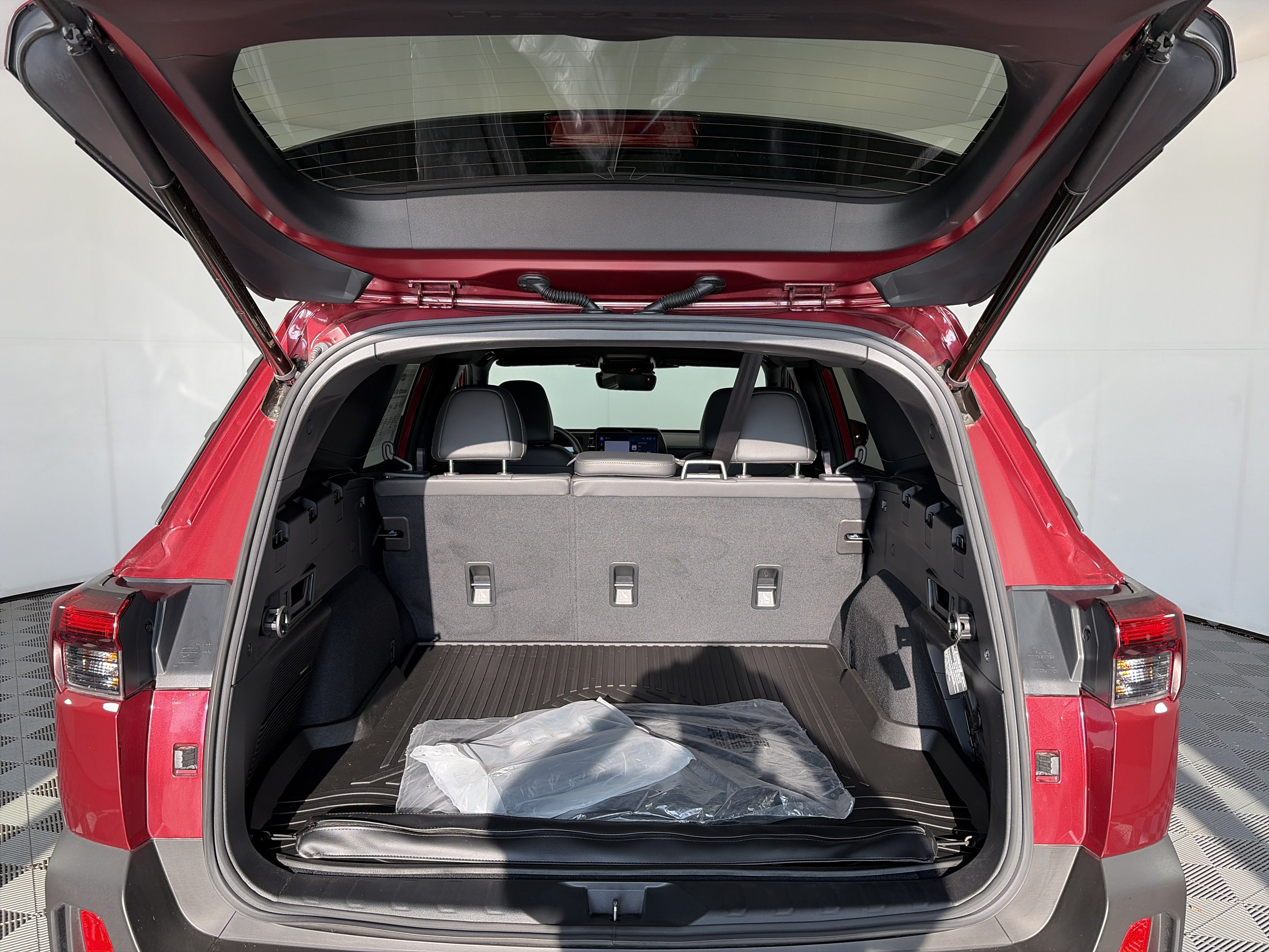 New 2026 Subaru Outback Limited AWD/4WD image 14