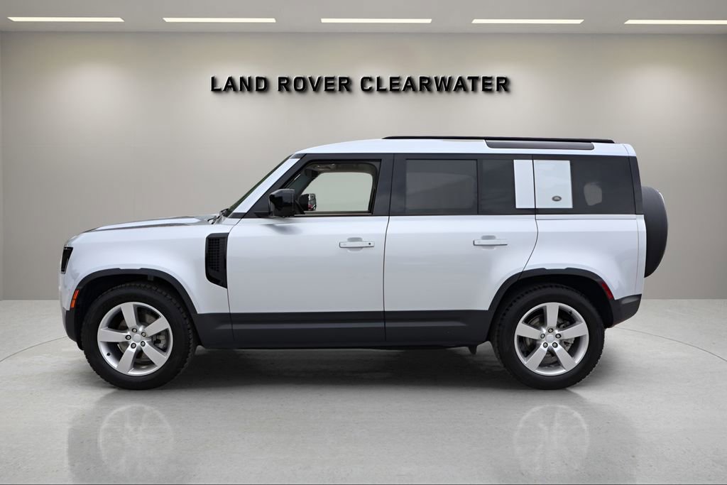 Used 2024 Land Rover Defender 110 S AWD/4WD image 2