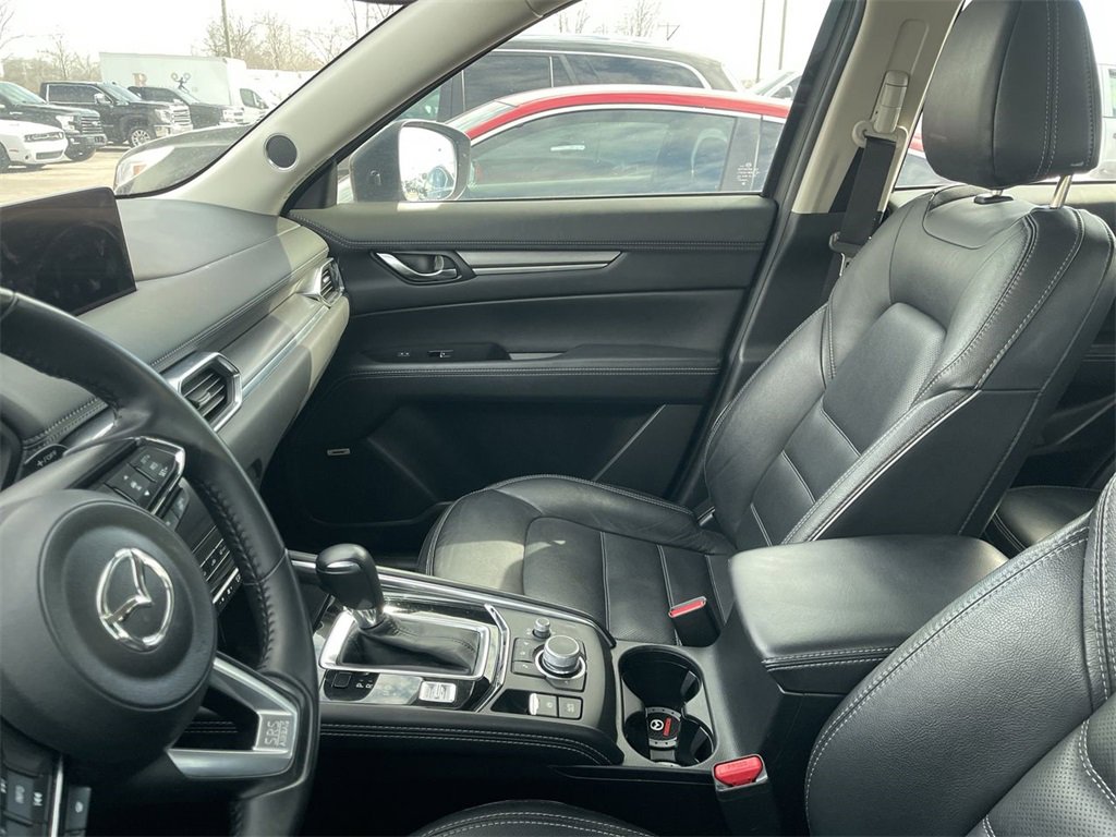 Used 2024 MAZDA CX-5 AWD 2.5 S w/ Premium Package image 3
