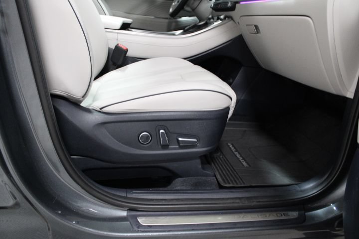 Used 2025 Hyundai Palisade Calligraphy AWD/4WD image 28